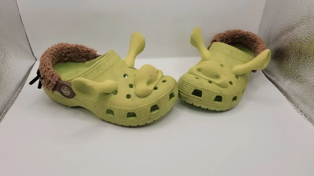 Crocs Shrek Classic Lined Clog Toddler Size C11 Green Complete Ears Nose Gently